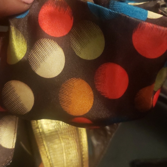 Shoes - Picture 4 of 7